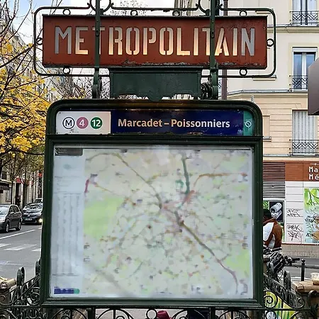 In Montmartre Area Near Metro & Shops Apartment *